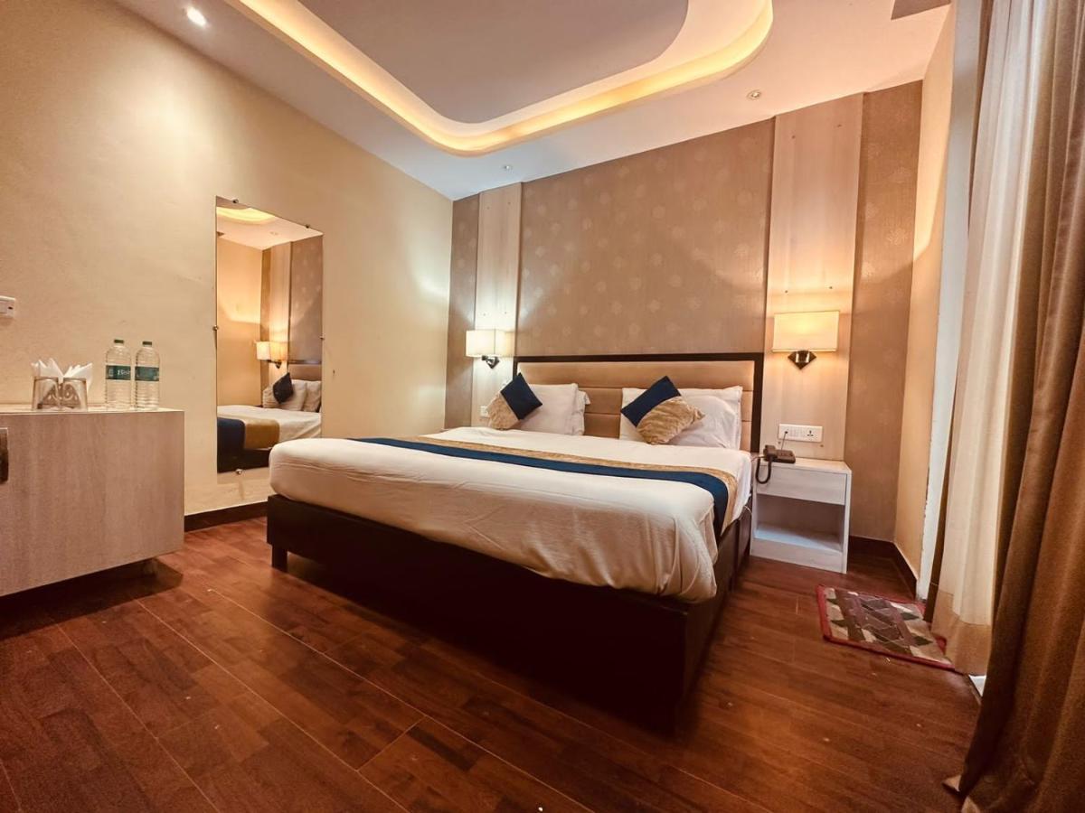 Hotel Royal Residency Manāli Exterior foto